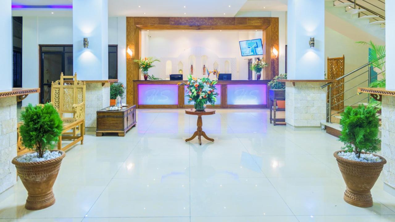 Hotel Sapphire Момбаса Екстер'єр фото