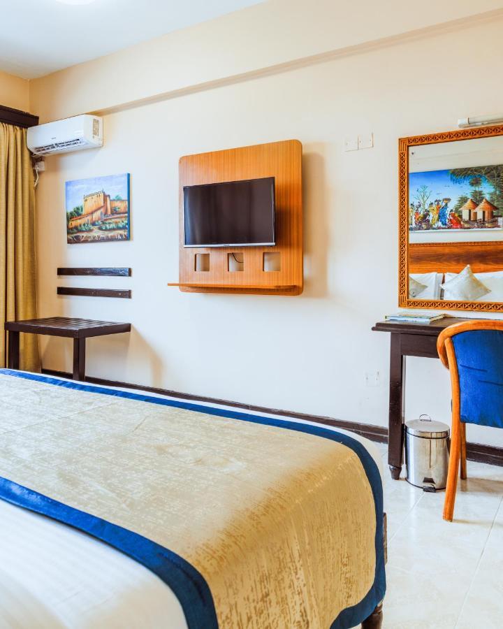 Hotel Sapphire Момбаса Екстер'єр фото